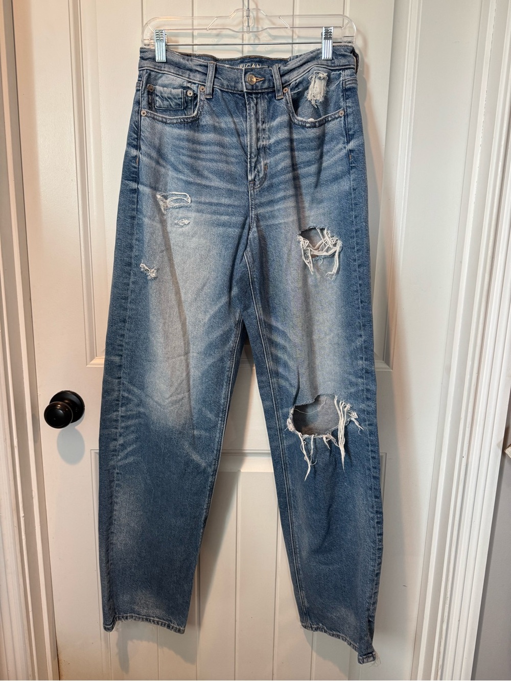 American Eagle Outfitters Super High Waisted Baggy Straight Distressed Jeans 8